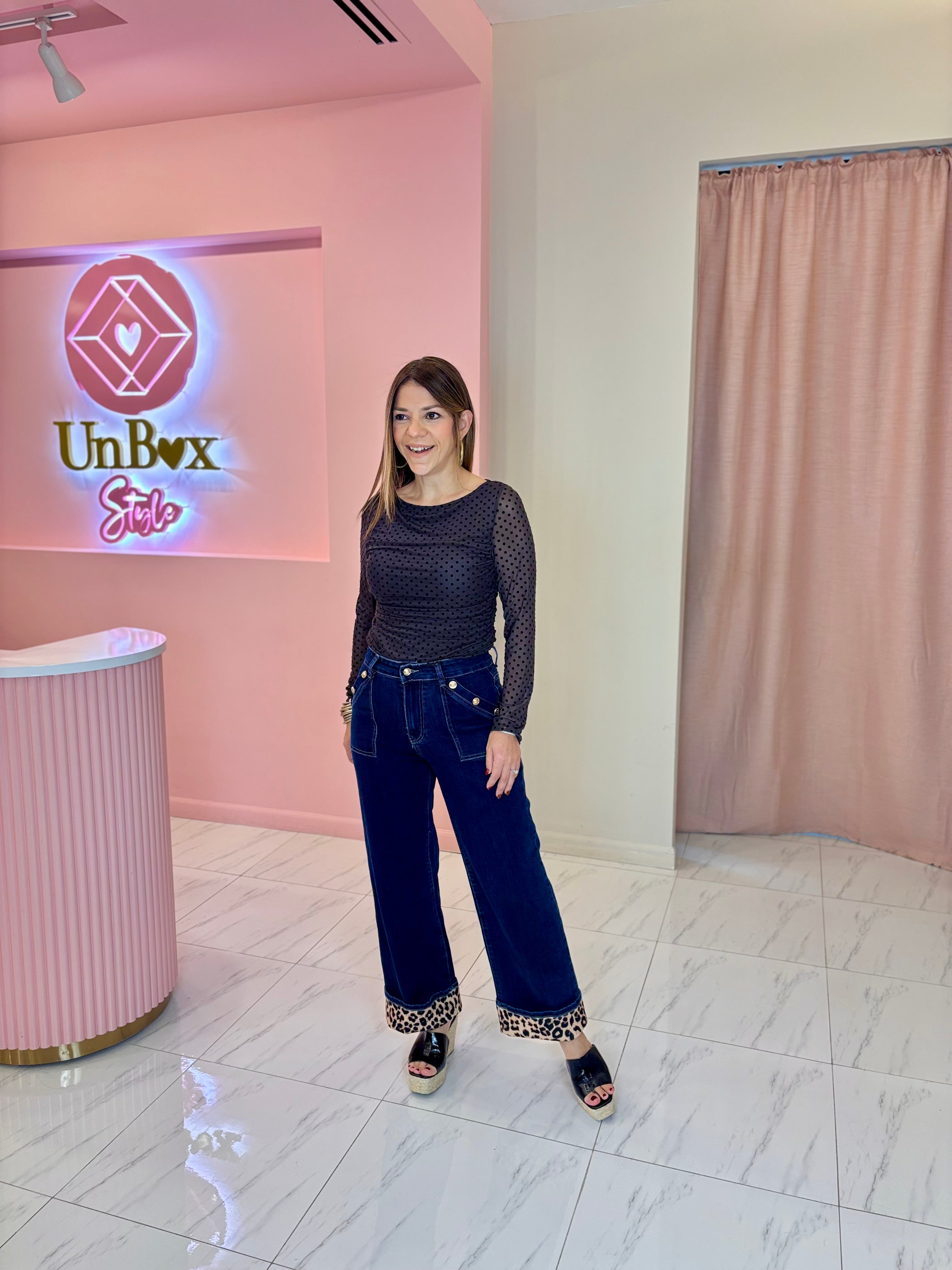 Uma Straight Jeans w/Leopard Detail