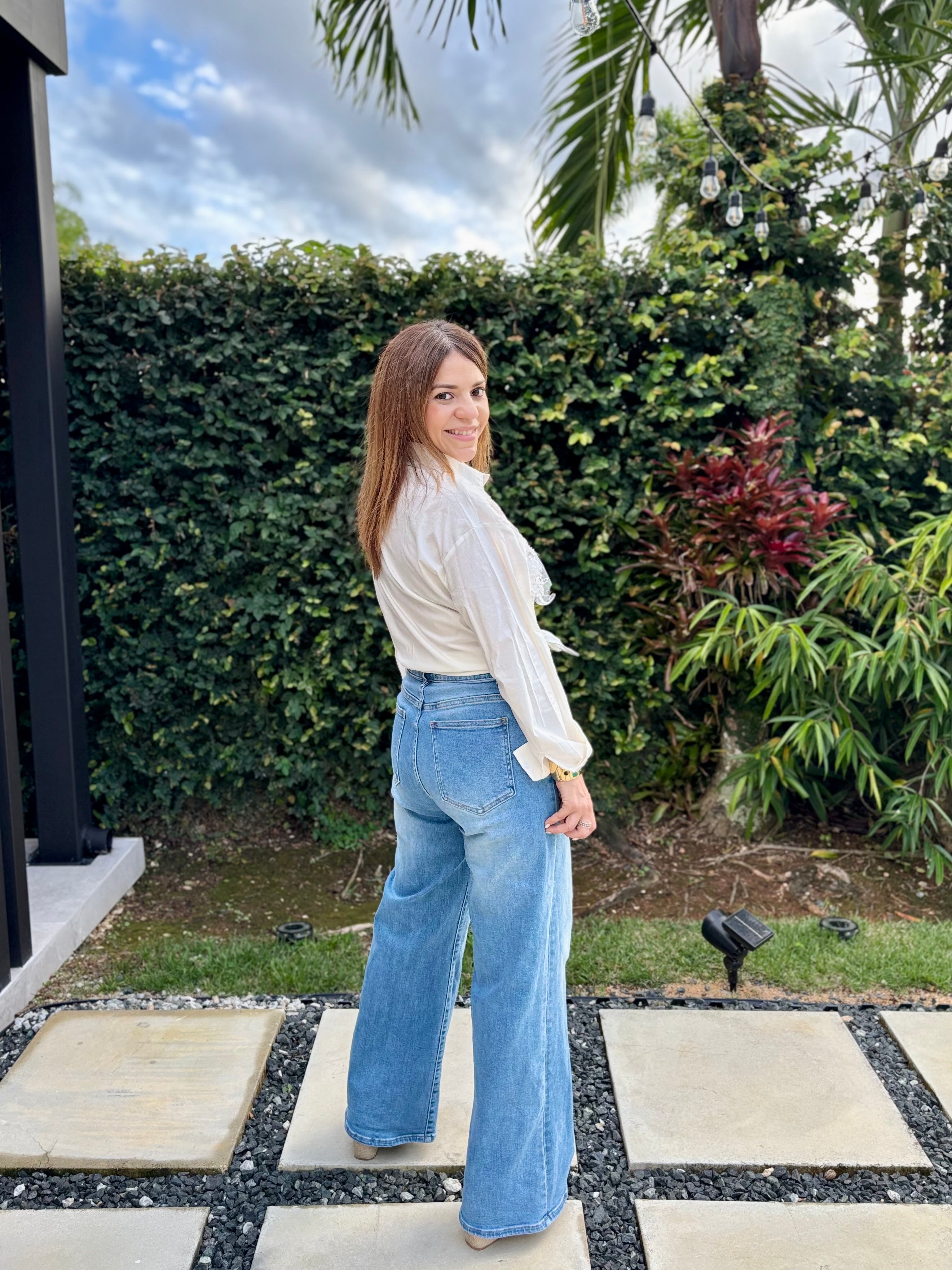 Nereida Aplique Blouse-W