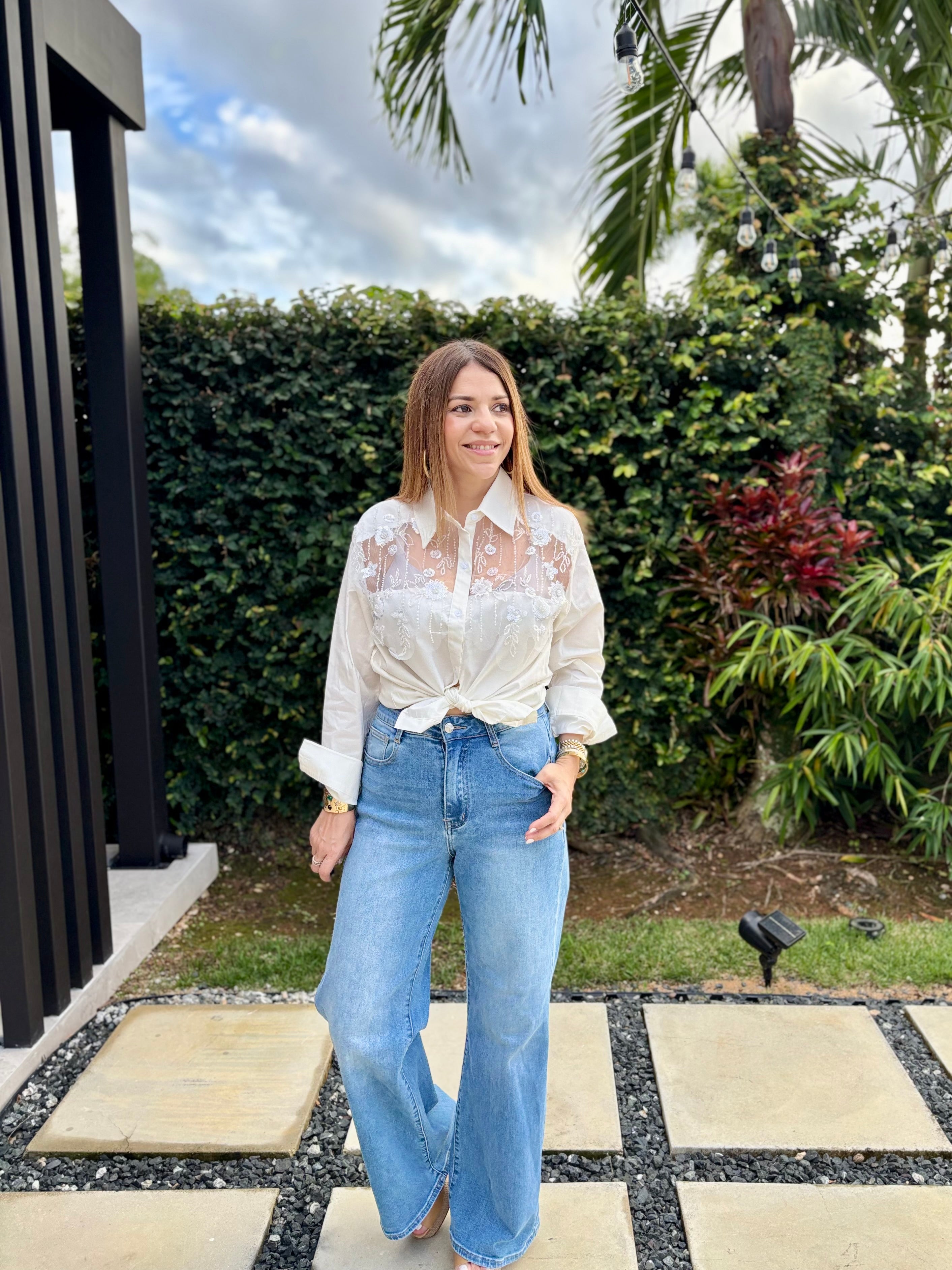 Nereida Aplique Blouse-W